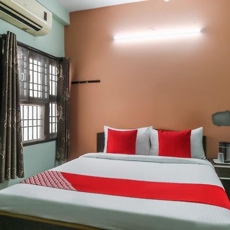 Oyo Modern Guest House Csennai Kültér fotó