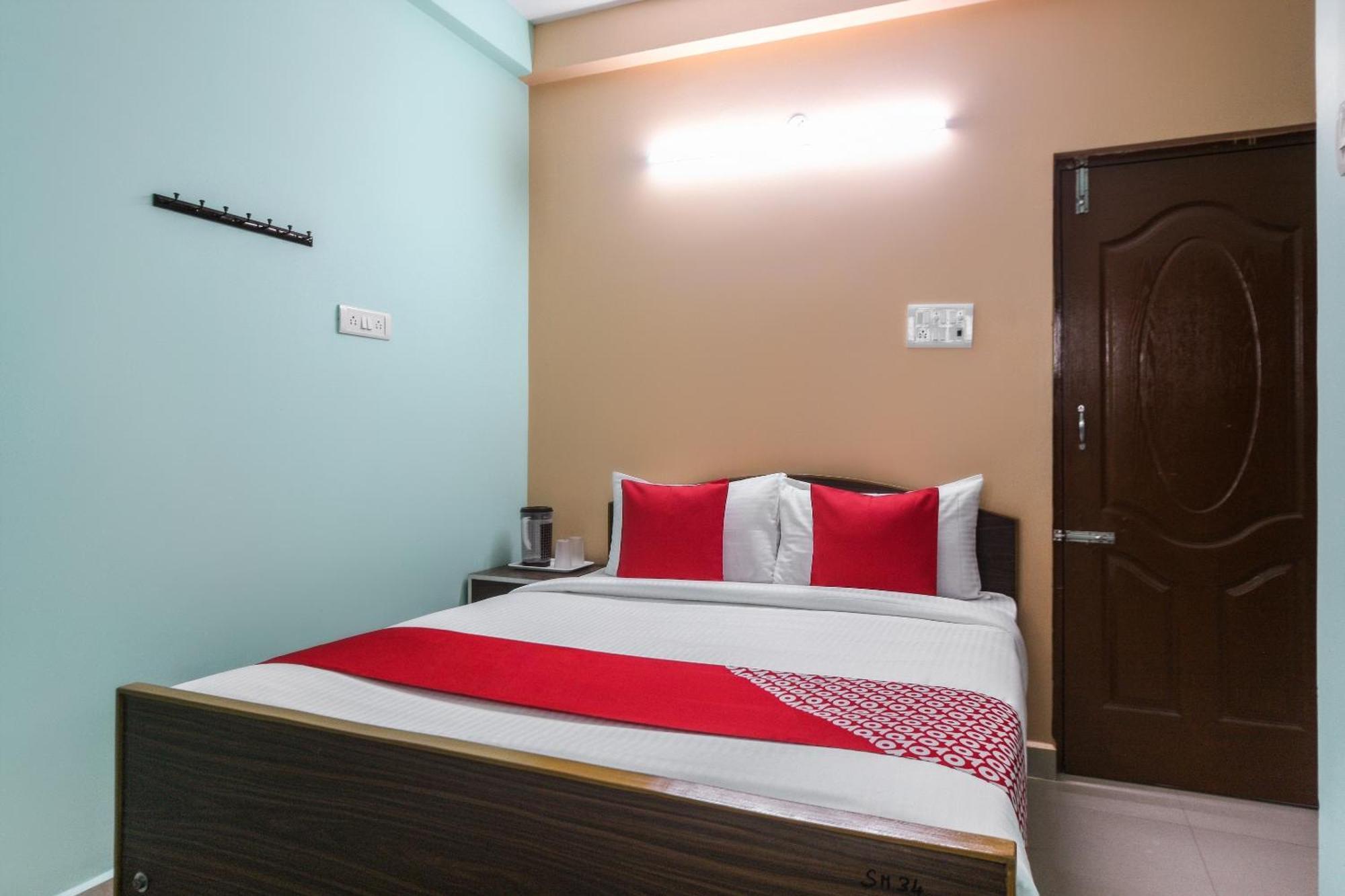 Oyo Modern Guest House Csennai Kültér fotó