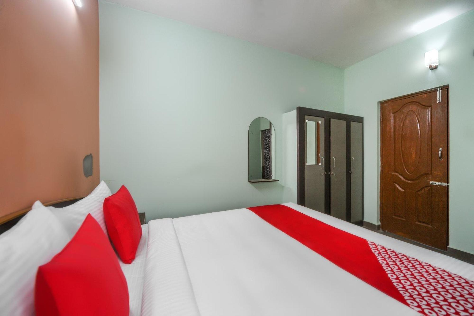 Oyo Modern Guest House Csennai Kültér fotó