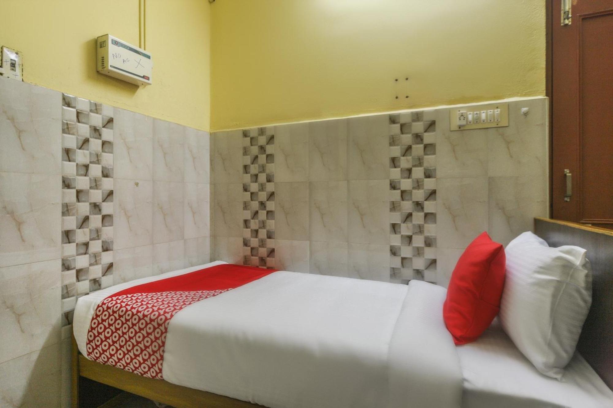 Oyo Modern Guest House Csennai Kültér fotó