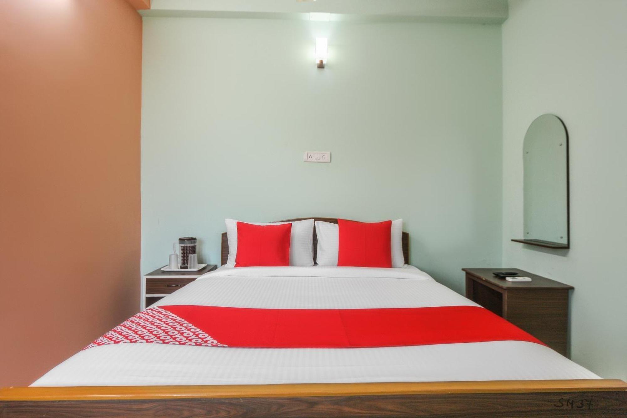 Oyo Modern Guest House Csennai Kültér fotó
