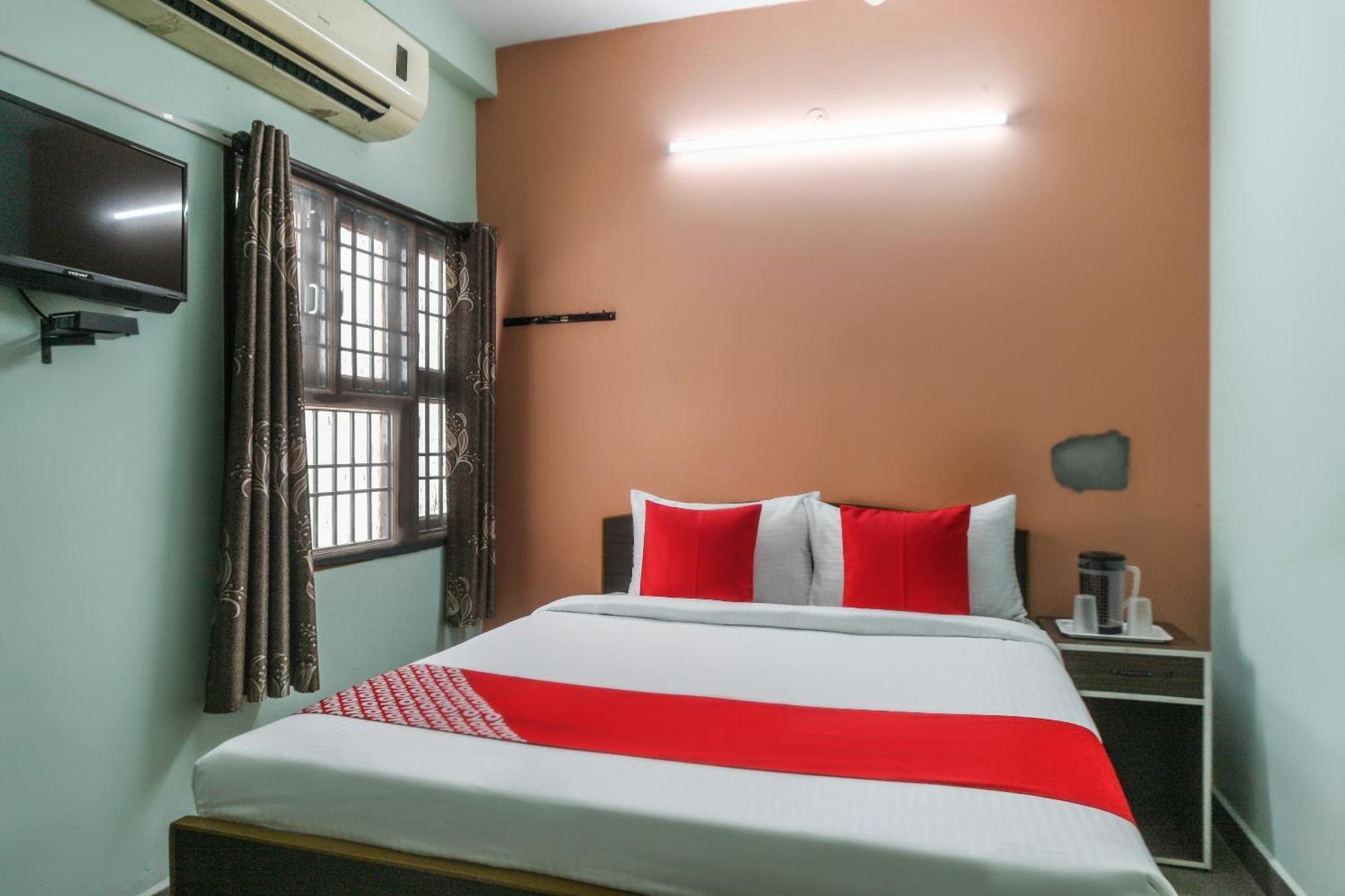 Oyo Modern Guest House Csennai Kültér fotó