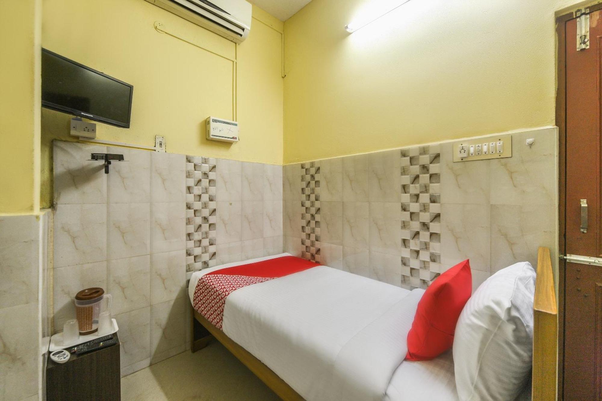 Oyo Modern Guest House Csennai Kültér fotó